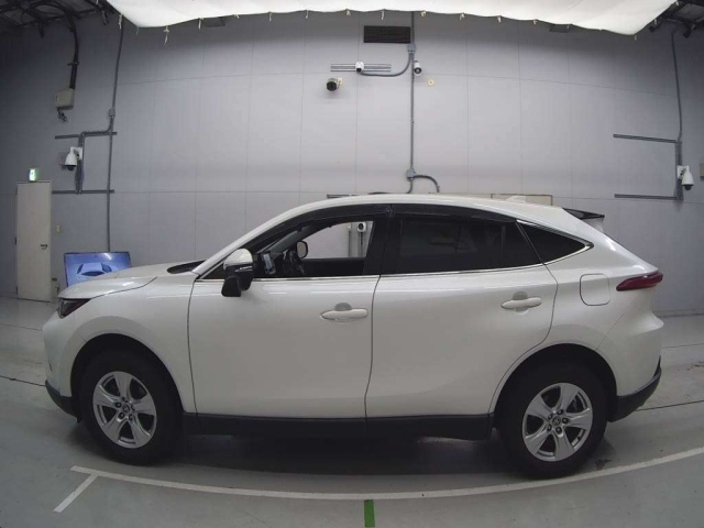 TOYOTA HARRIER 2021