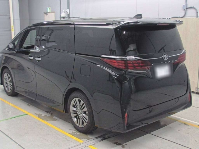 TOYOTA ALPHARD 2024