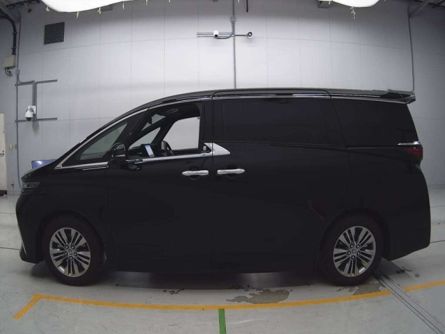 TOYOTA ALPHARD 2024