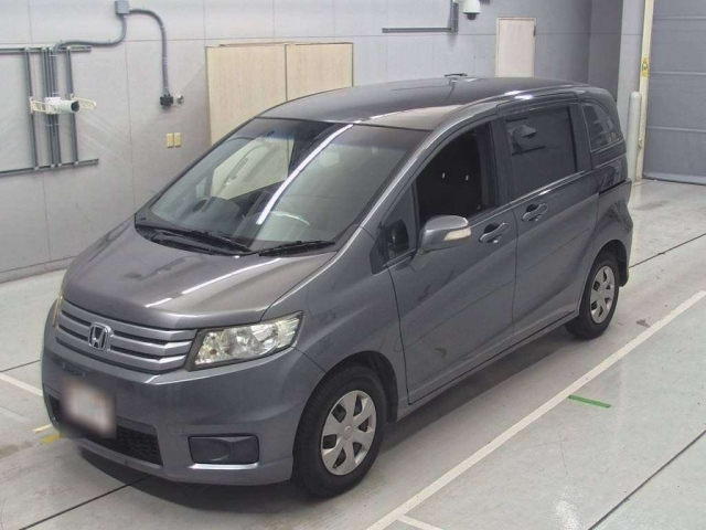 HONDA FREED 2012