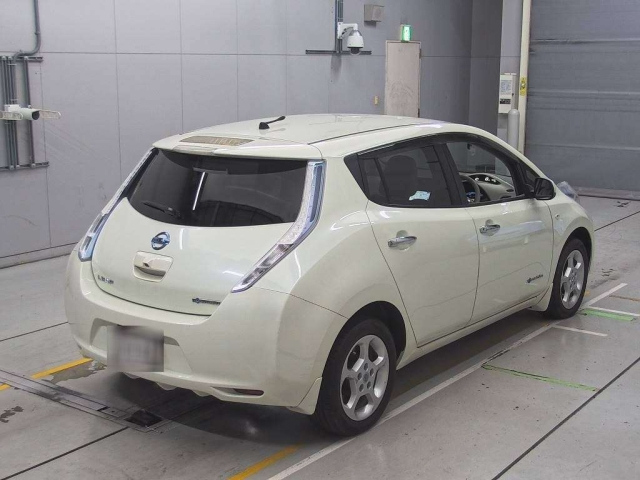 NISSAN LEAF 2011