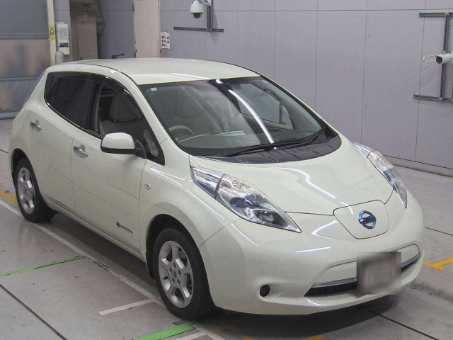 NISSAN LEAF 2011