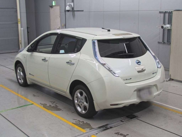 NISSAN LEAF 2011