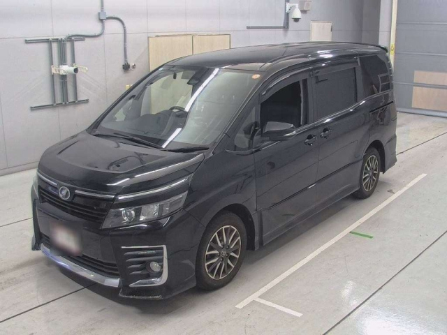 TOYOTA VOXY 2016