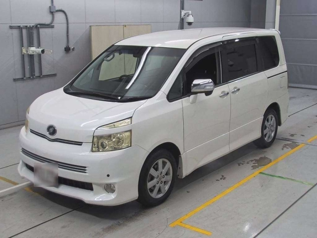 TOYOTA VOXY 2008