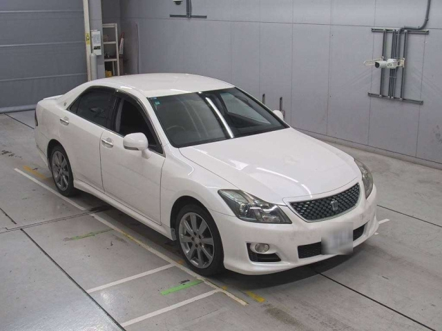 TOYOTA CROWN 2009