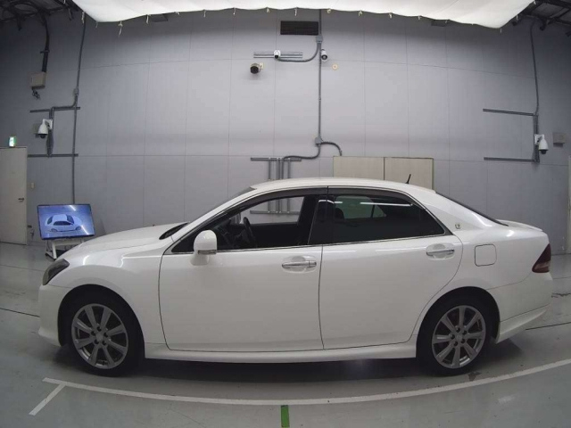 TOYOTA CROWN 2009