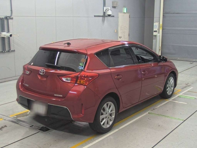 TOYOTA AURIS 2012