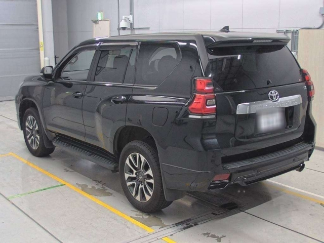 TOYOTA LAND CRUISER PRADO 2021