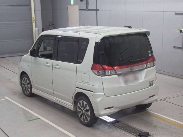 SUZUKI SOLIO 2014