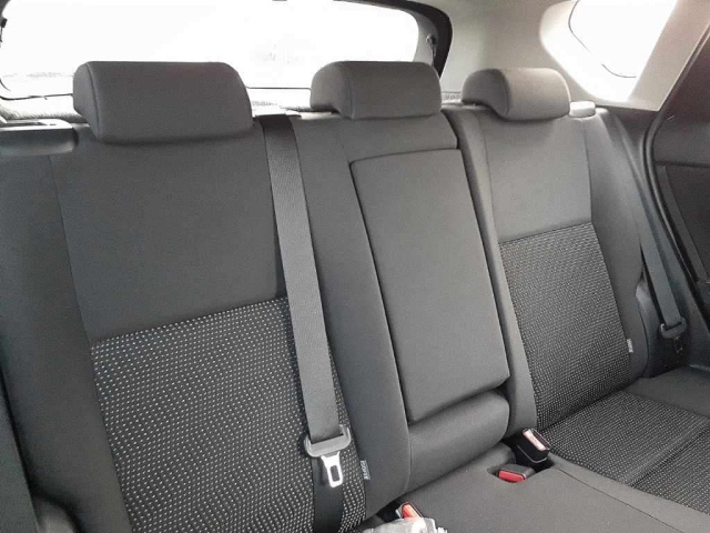 TOYOTA AURIS 2012