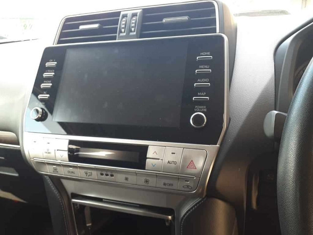 TOYOTA LAND CRUISER PRADO 2021