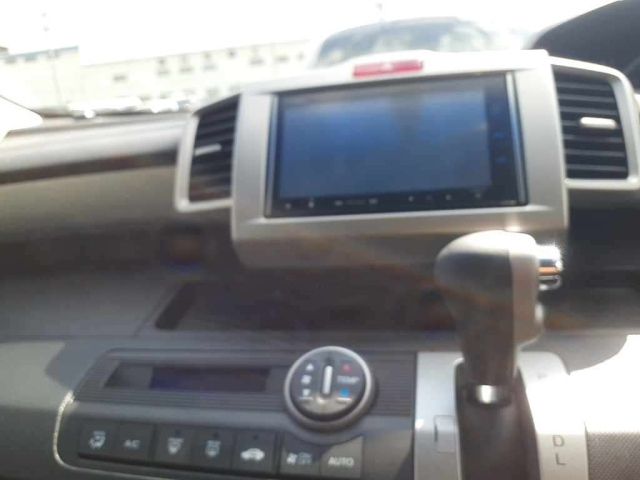 HONDA FREED 2014