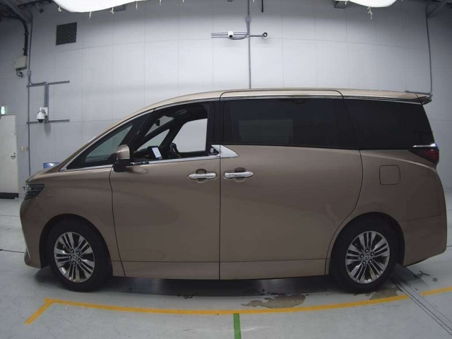 TOYOTA ALPHARD 2024