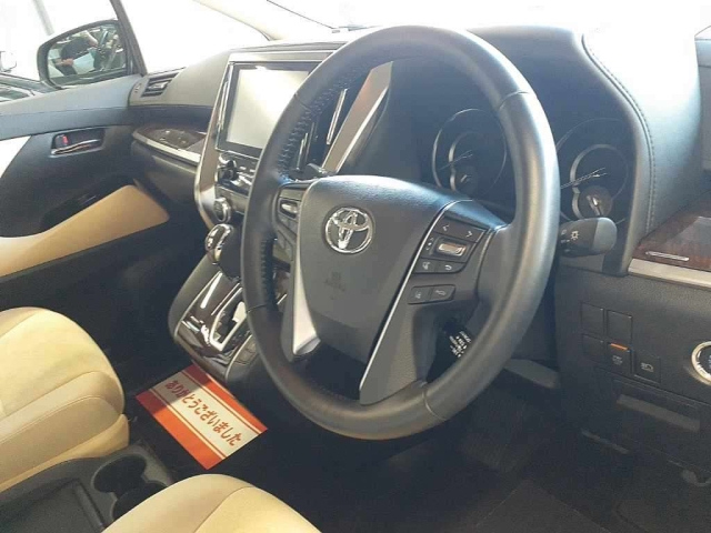 TOYOTA ALPHARD 2021