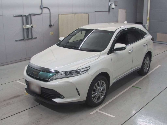 TOYOTA HARRIER 2018