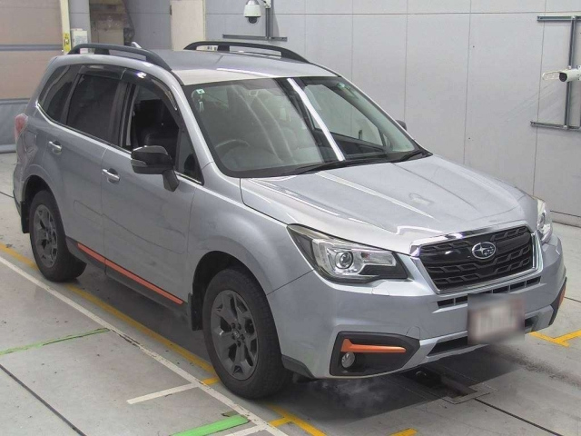 SUBARU FORESTER 2017