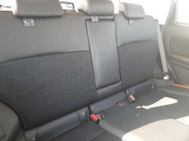 SUBARU FORESTER 2017