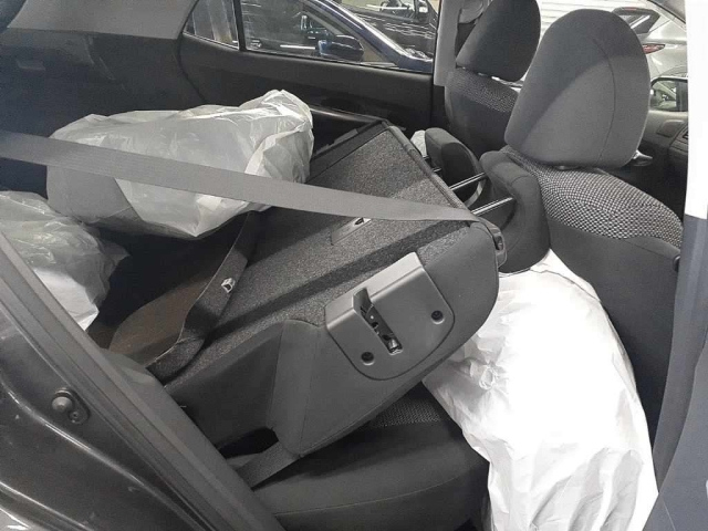 TOYOTA AURIS 2011