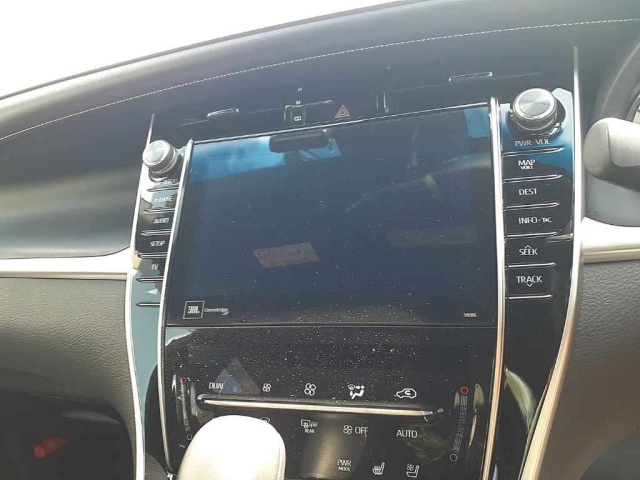TOYOTA HARRIER 2018