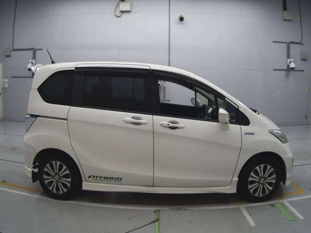 HONDA FREED 2012