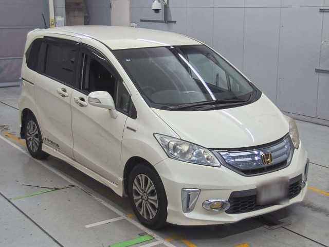 HONDA FREED 2012