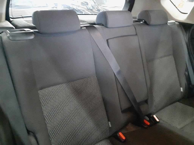 TOYOTA AURIS 2015