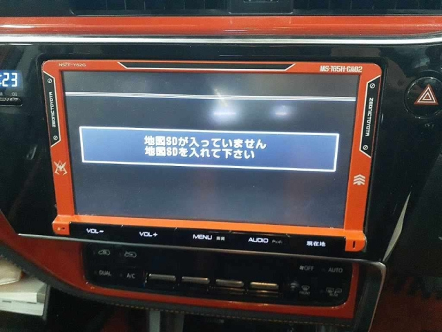 TOYOTA AURIS 2015