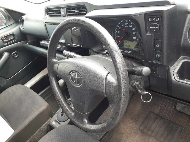 TOYOTA PROBOX 2022