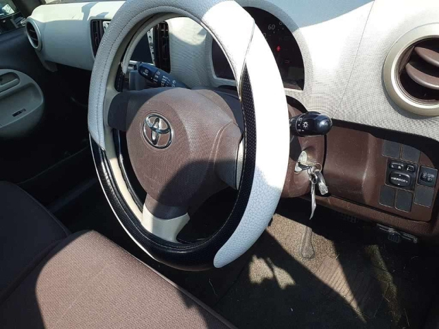 TOYOTA PASSO 2010