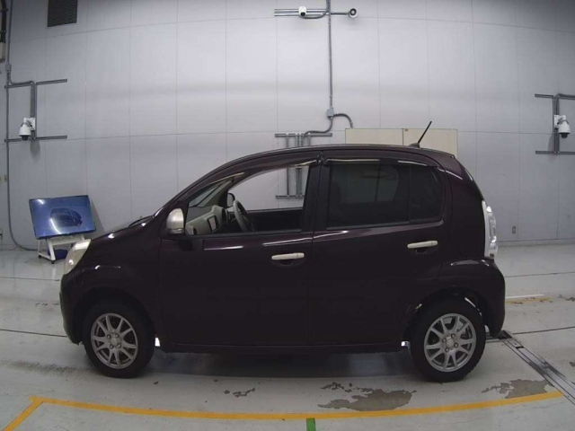 TOYOTA PASSO 2010