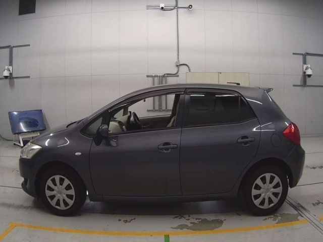 TOYOTA AURIS 2008