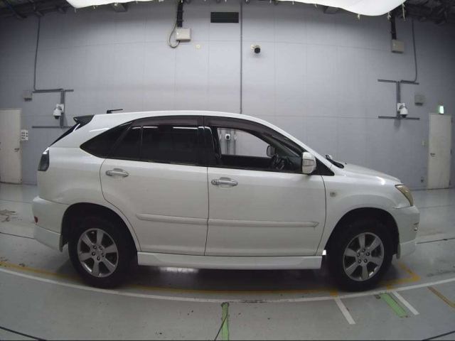 TOYOTA HARRIER 2009