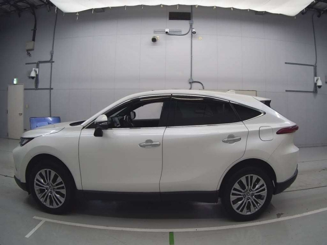 TOYOTA HARRIER 2020