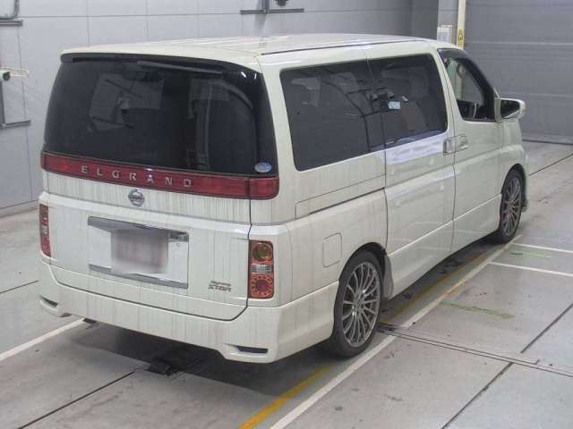 NISSAN ELGRAND 2009