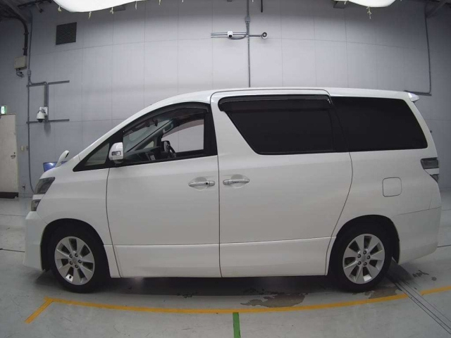 TOYOTA VELLFIRE 2014