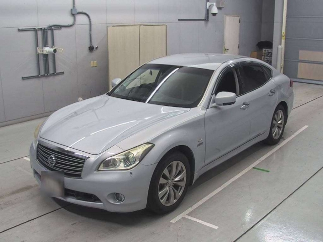 NISSAN FUGA 2012