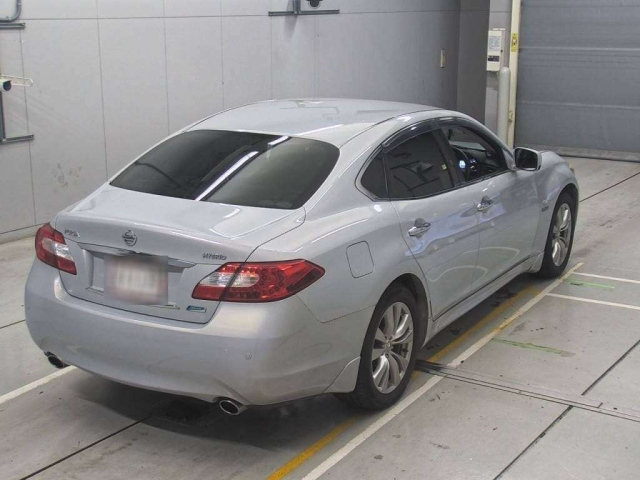 NISSAN FUGA 2012