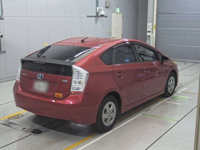 TOYOTA PRIUS 2011