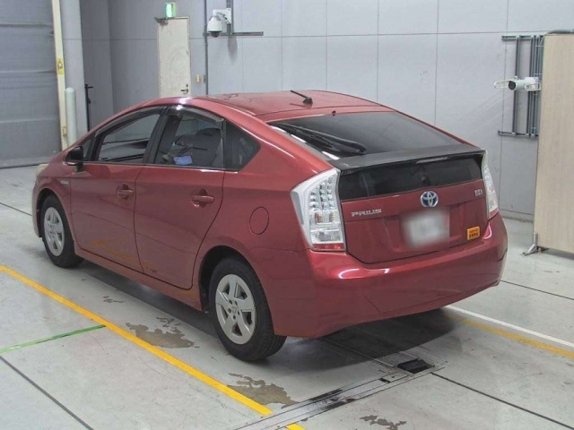 TOYOTA PRIUS 2011