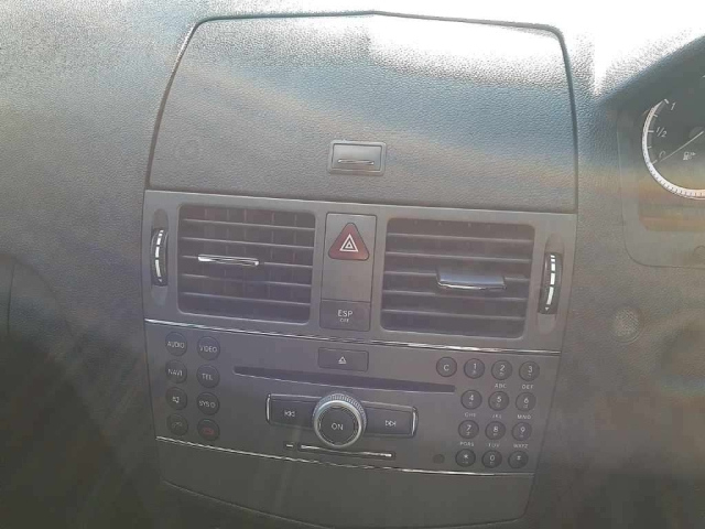 MERCEDES BENZ C CLASS 2010