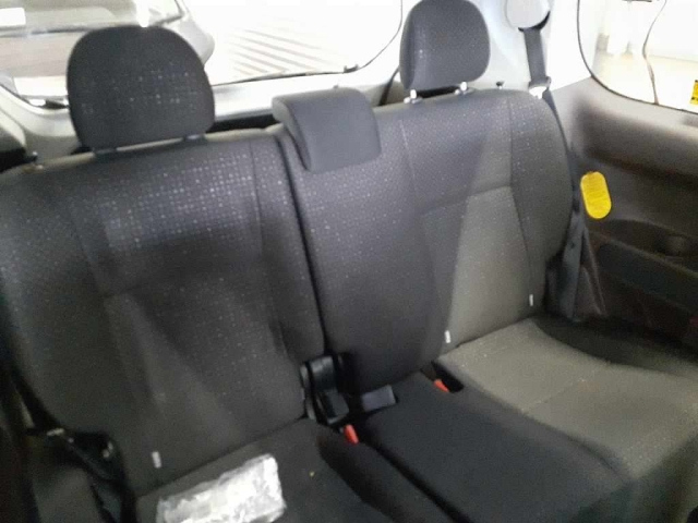 TOYOTA SPADE 2015