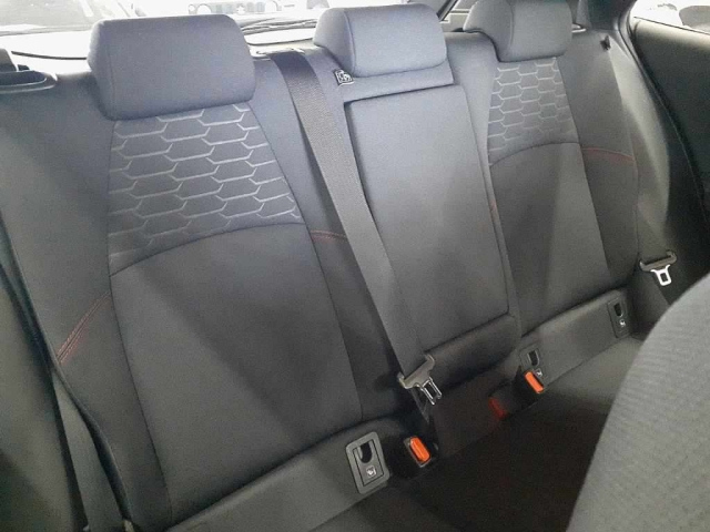 TOYOTA COROLLA SPORT 2018