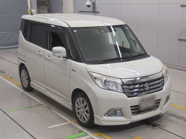 SUZUKI SOLIO 2018