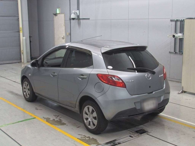 MAZDA DEMIO 2012