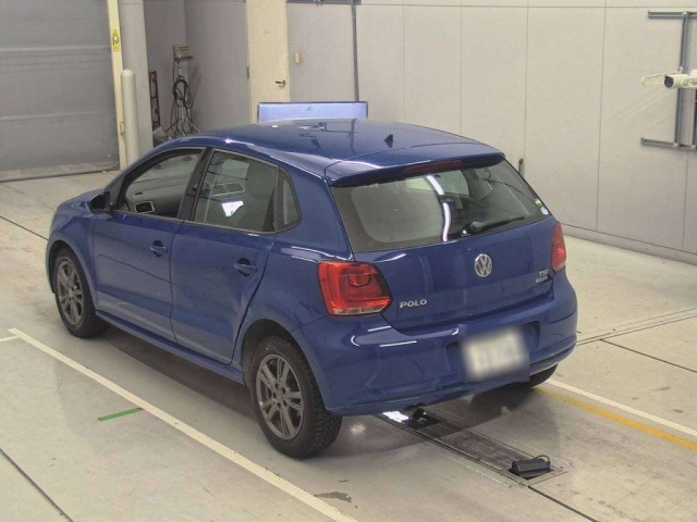 VOLKSWAGEN POLO 2013