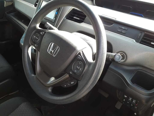 HONDA FREED 2017