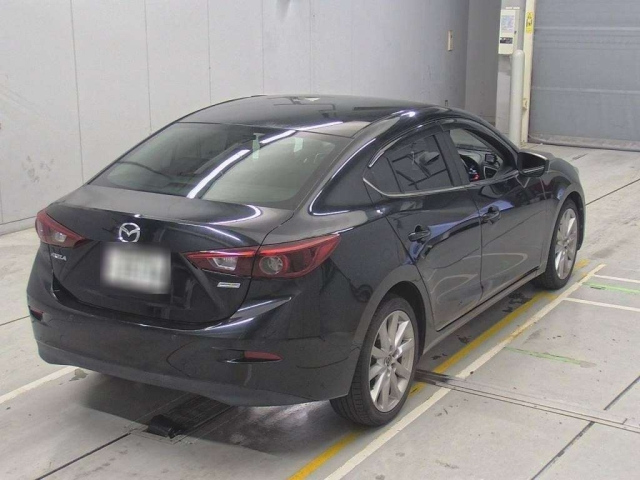 MAZDA AXELA 2018