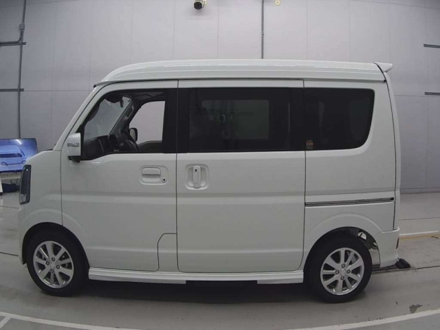 SUZUKI EVERY WAGON 2025