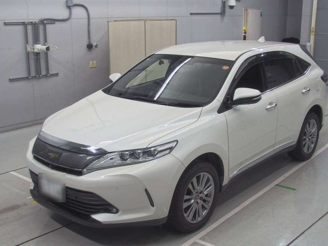 TOYOTA HARRIER 2018